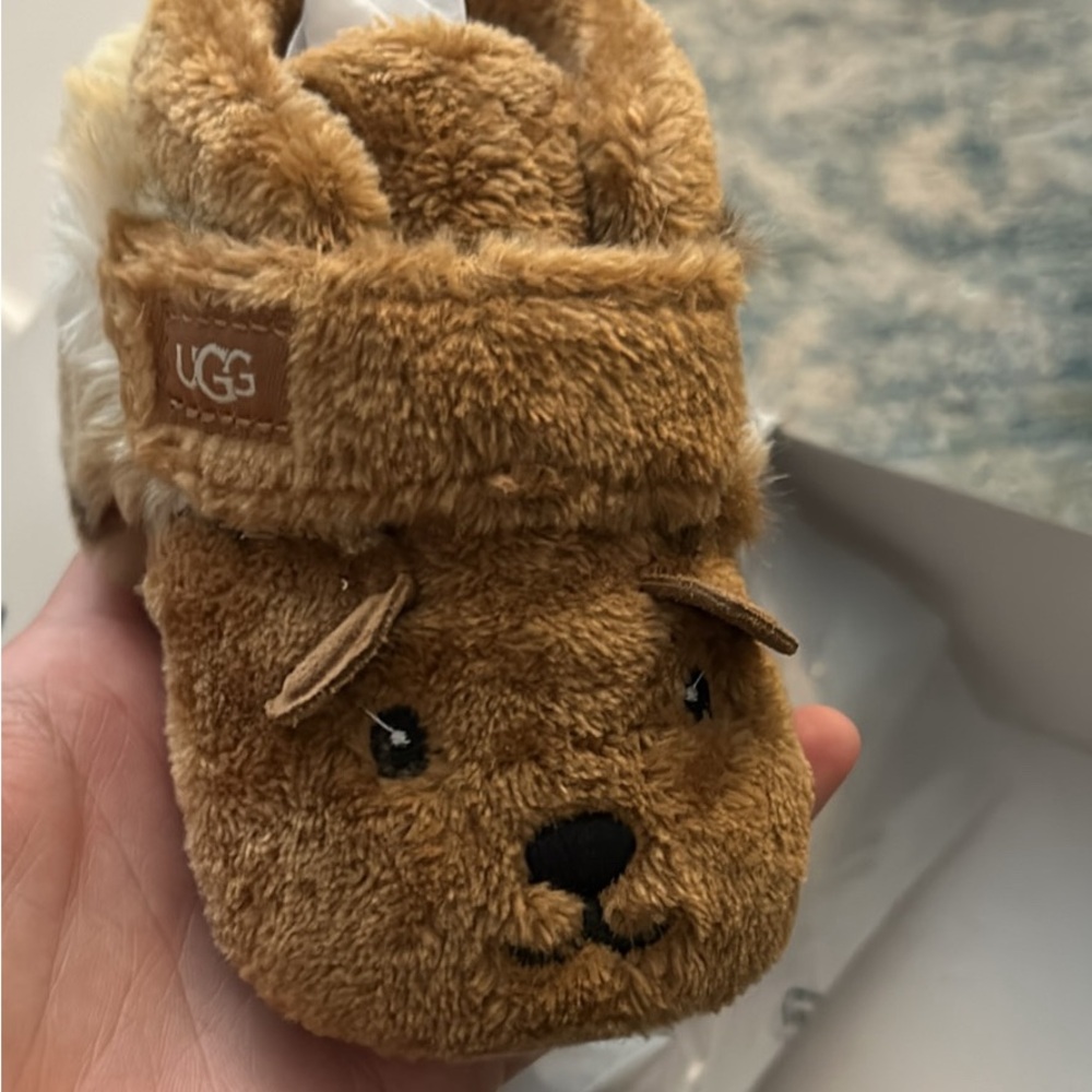 UGG Baby Bixbee Bear Stuffie Booties